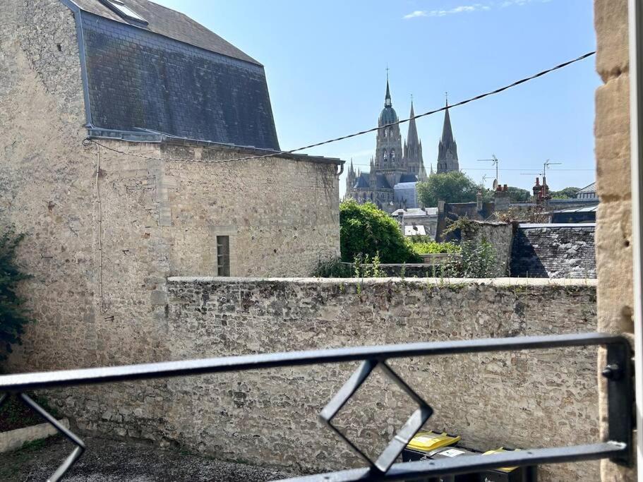 Le Cocon Bayeusain X Parking By Melrose Bayeux Zewnętrze zdjęcie